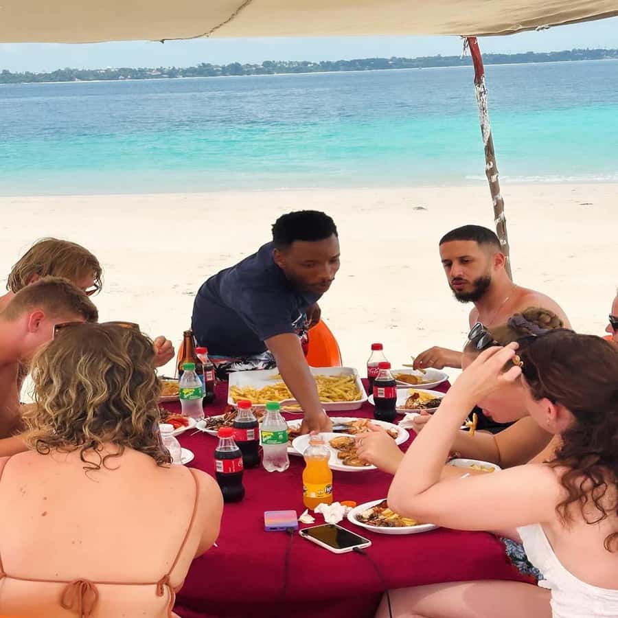 Zanzibar: Prison Island and Nakupenda Boat Trip with Lunch - Snorkeling, swimming and the limits of the water time